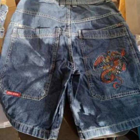 Meet your Posher, Troy - Picture 10 of 12